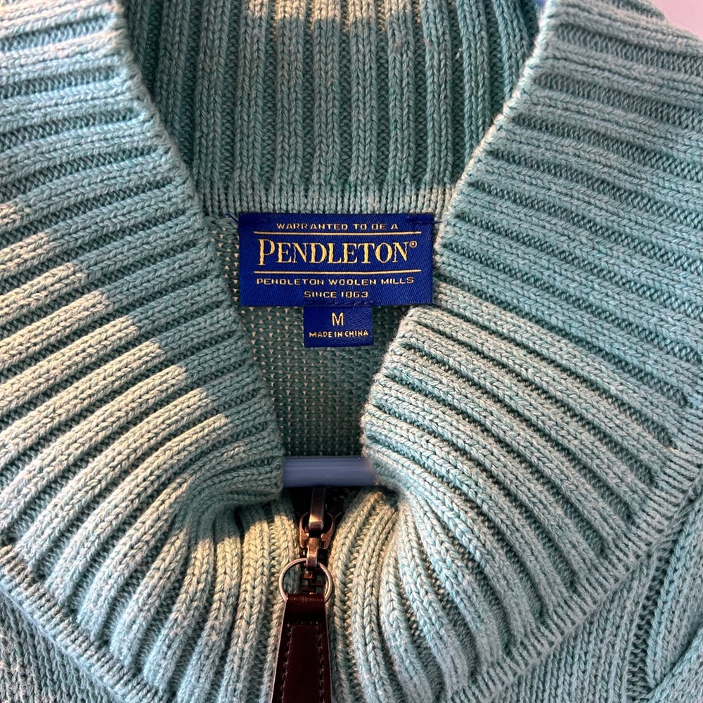 Pendleton Woman’s Teal Cable-Knit Zip Front Sweater Vest Celtic Braid Medium - Picture 3 of 5